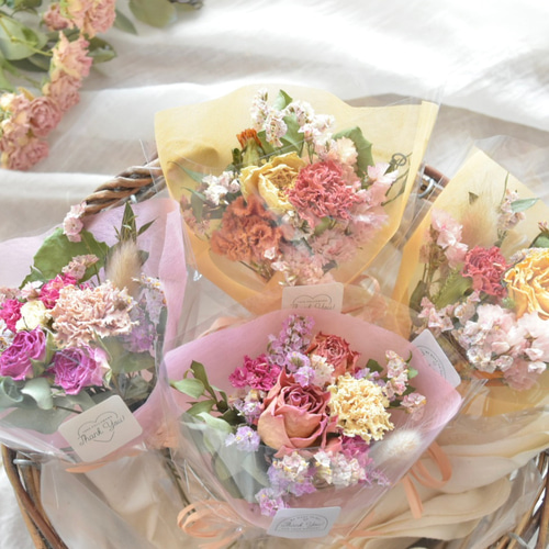 ミニブーケ₊＊プレゼントブーケ＊プチギフト＊ドライフラワー