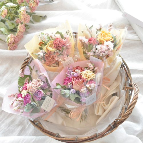 ミニブーケ₊＊プレゼントブーケ＊プチギフト＊ドライフラワー