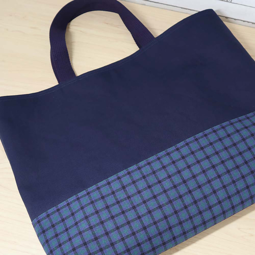 ファミリア風 上品グリーンチェック ネイビー マチあり レッスンバッグ