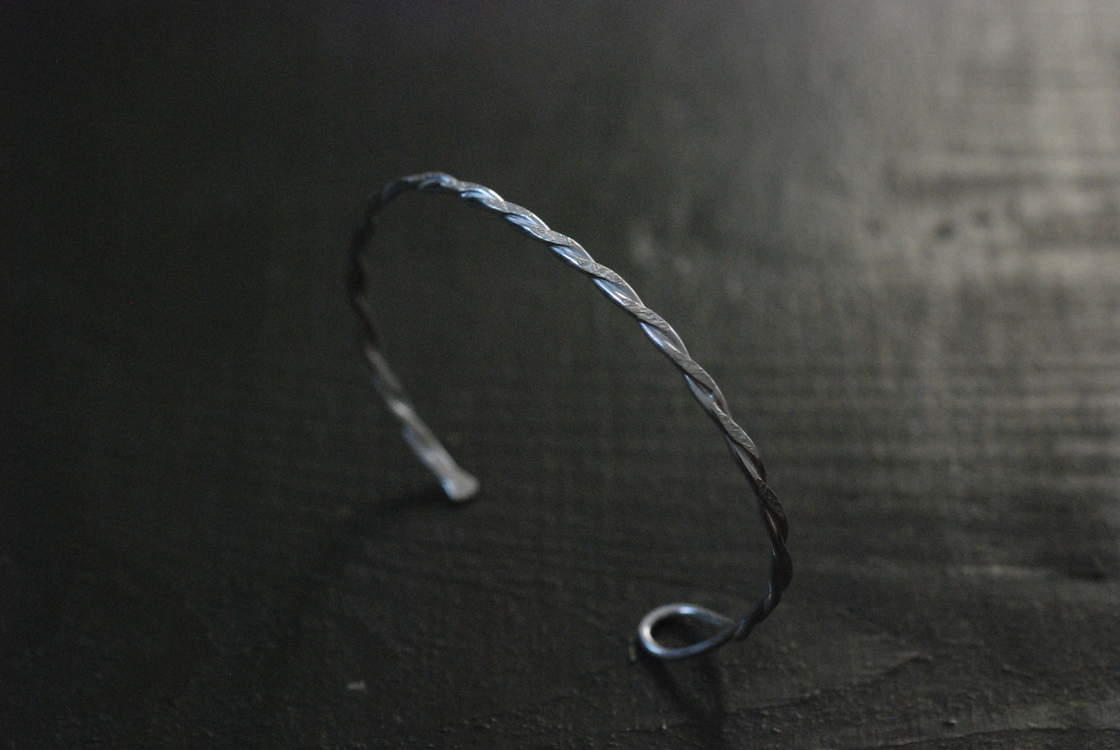 SV925「係留のバングル」