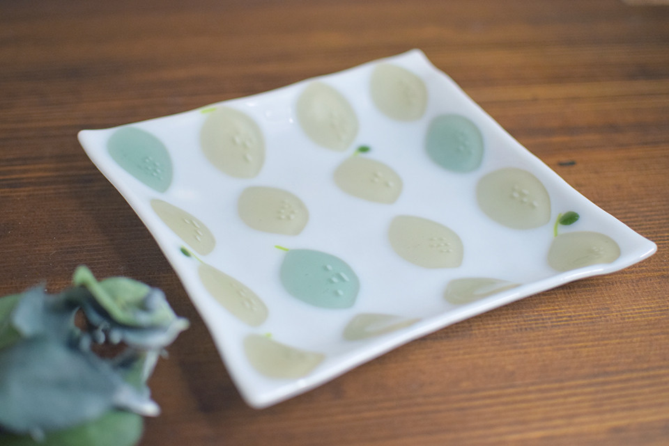 レモンのガラス角皿（ダルトーン）