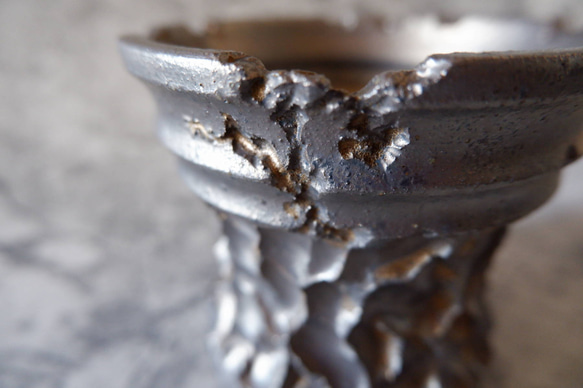 4号燻し金彩鉢178　塊根植物　多肉植物　盆栽　植木鉢　作家鉢　鉢皿　沖縄 2枚目の画像