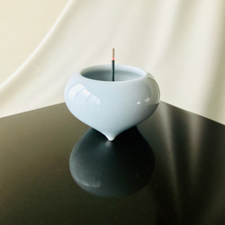 白磁香炉 ＜三つ足・お香立て・線香立て＞径⒏1㎝ ディフューザー