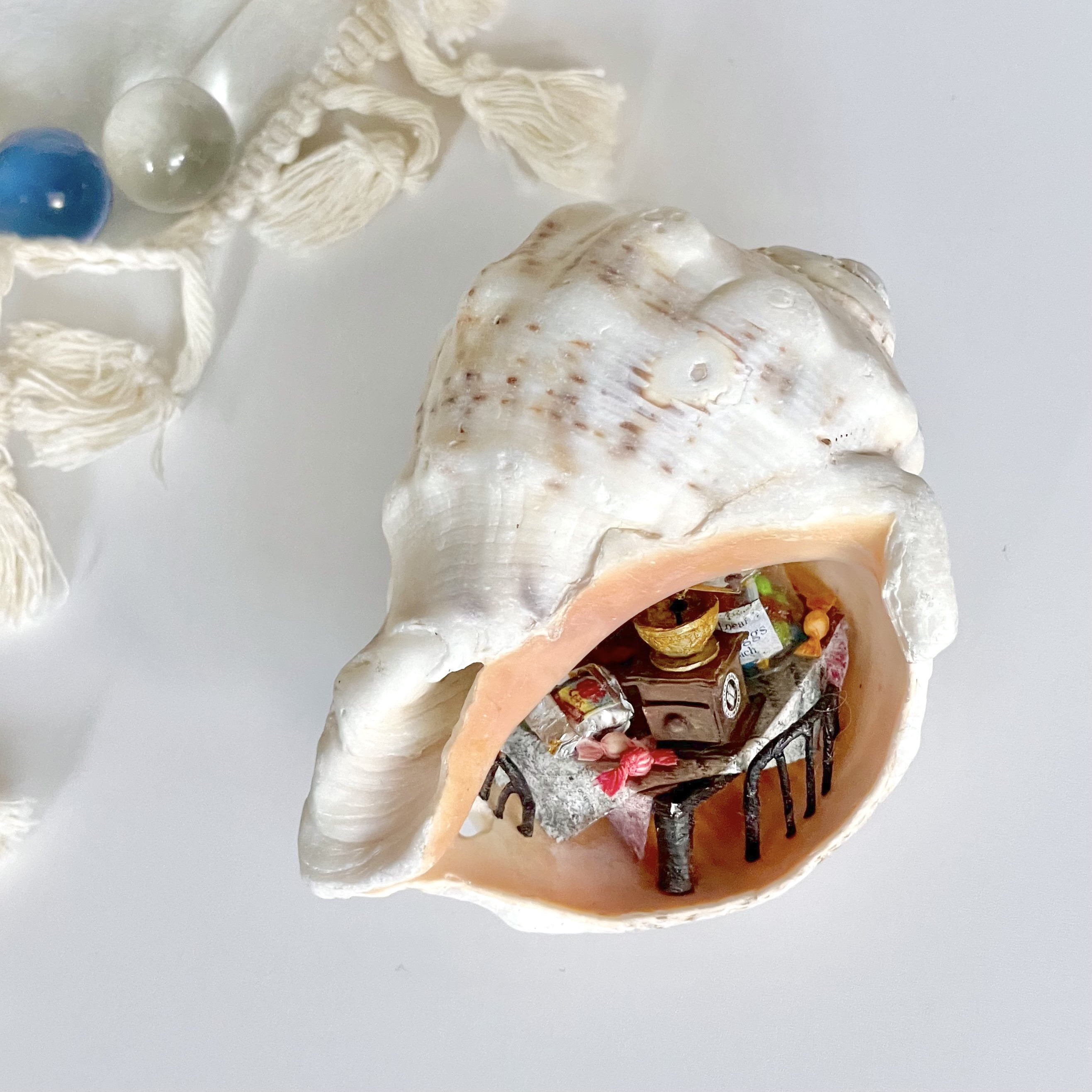 貝がらの置物　挽きたてのコーヒーが薫る、ミニチュアのティータイムのおやつ☆