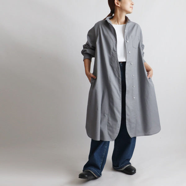 春支度ＳＡＬＥ　ギマ擬麻コットン　小ぶりな丸襟　変形 ボタンライン　ロング シャツ ワンピース ラウンド裾F55