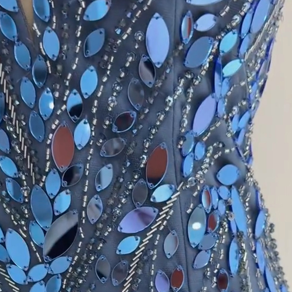 買わないと損　チャック　スリット　ブルー　袖無し　背中空き　マーメイドドレス　キラキラ　パーティードレス　演奏会音楽会