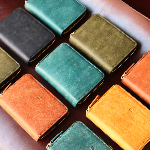 SATTO Proコンパクト財布　ナポリ お札は折らず・膨れない新構造を実現したラウンドZIPミニ財布