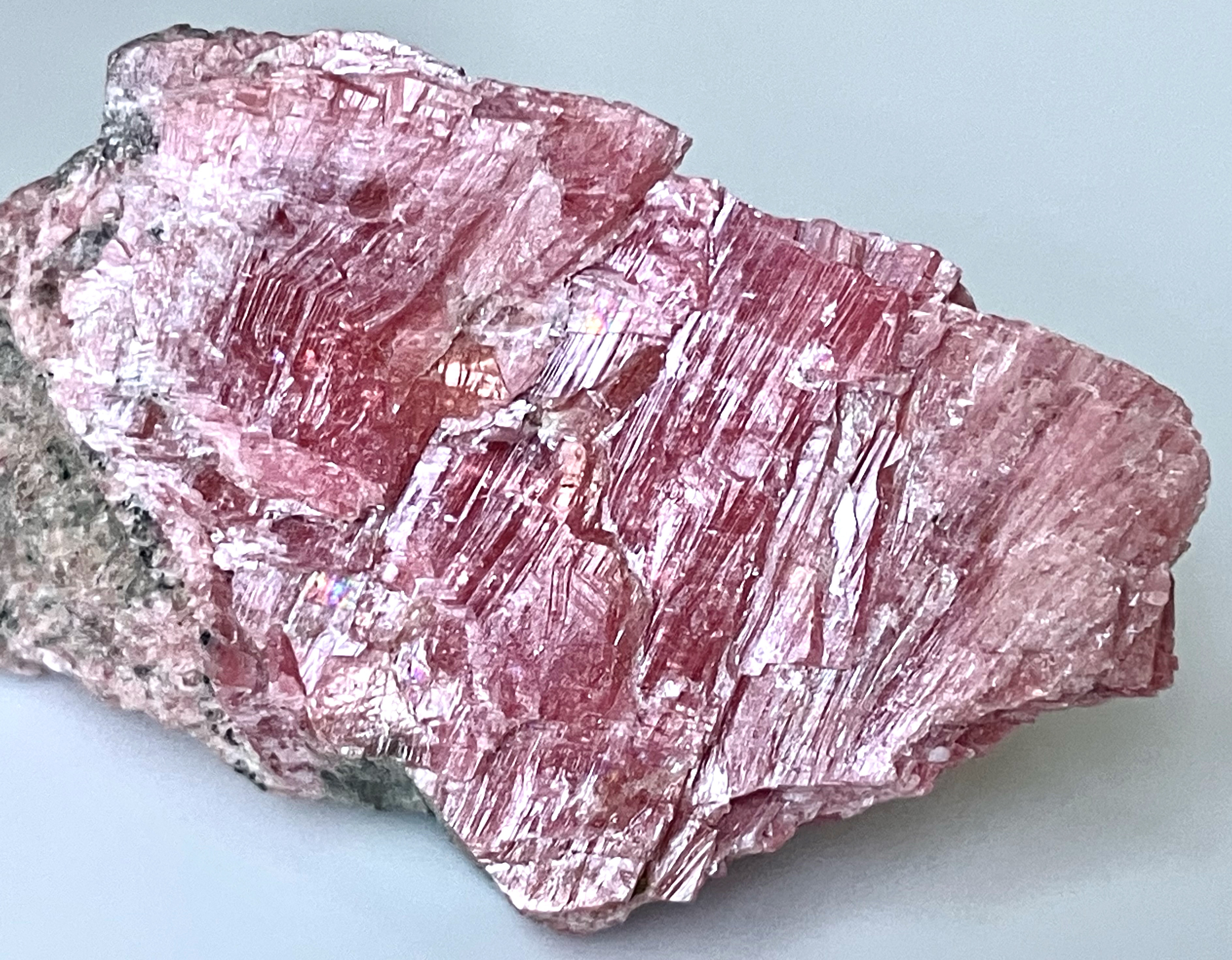 アメリカ産　バラ輝石　Rhodonite ロードナイト原石　②