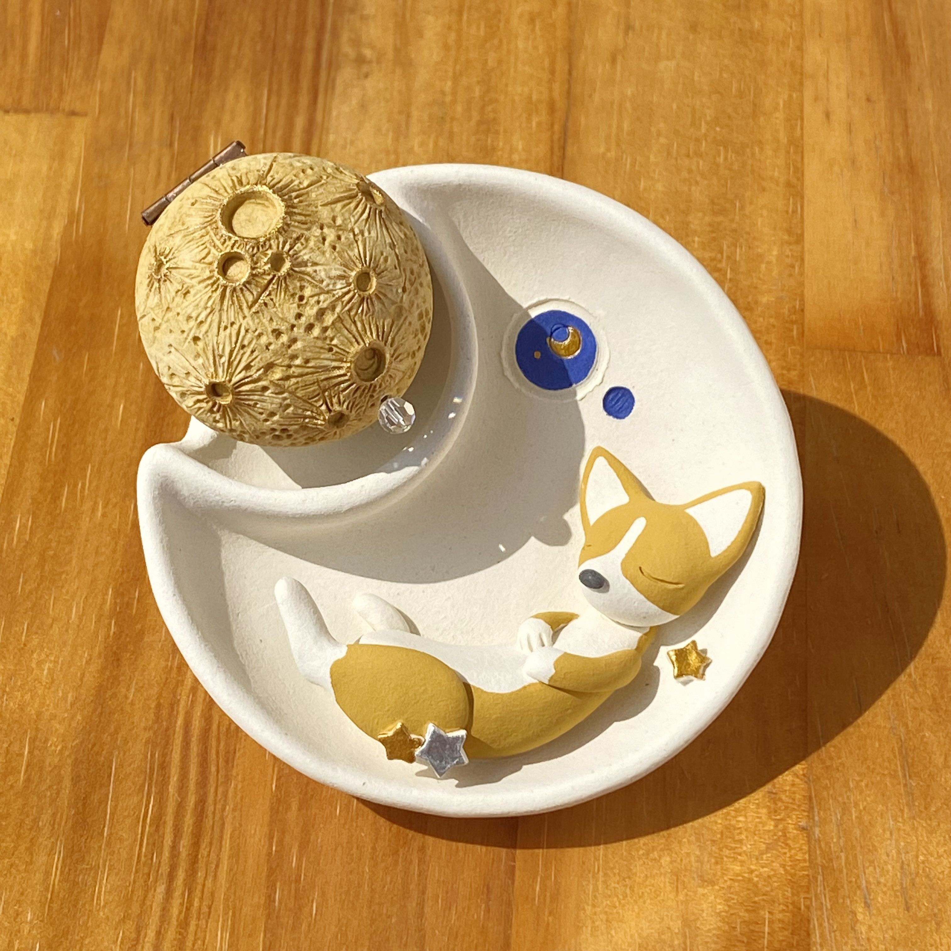 コーギー＆月の部屋（蓋物）