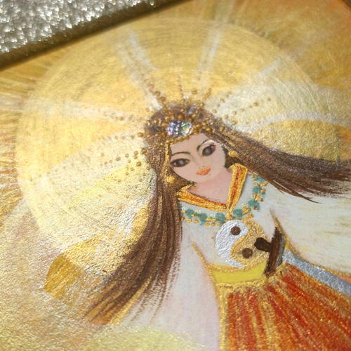 風水開運神仏絵画　願い叶える弁財天と龍神三つ鱗サラスヴァテイー sunsui様作 灯り絵『弁才天と龍』- 龍の絵・風水開運の作品解説 | 祐彩