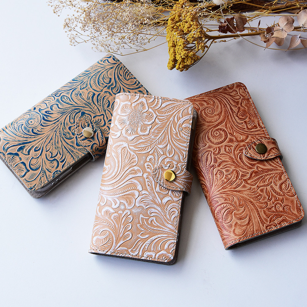 花柄カービング型押しレザー スマホケース 本革 手帳型 ほぼ全機種対応