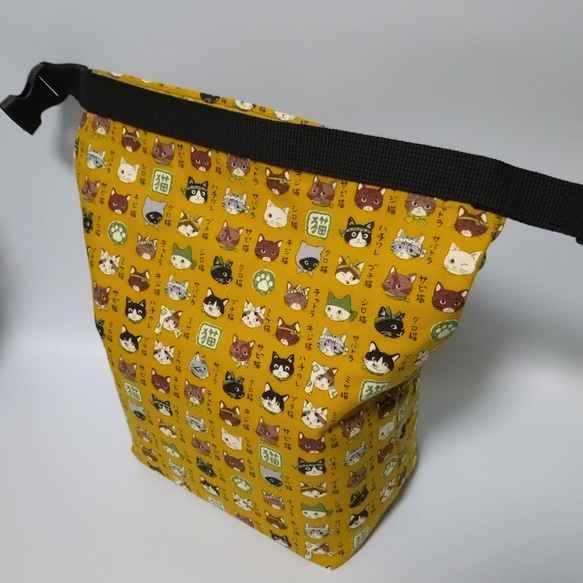 洗える！保温保冷バッグ 猫図鑑マスタード 4枚目の画像
