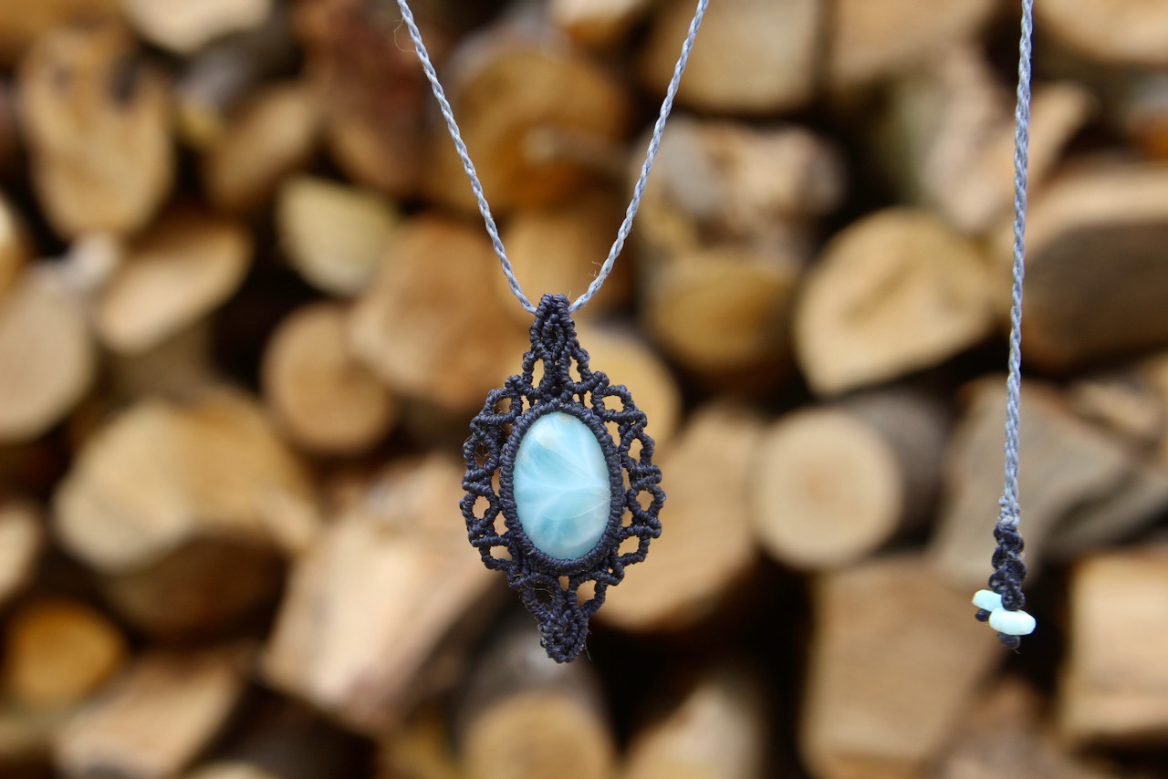 ラリマー　マイクロ　マクラメ　ペンダント