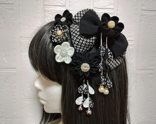 つまみ細工リボン髪飾り　七五三　成人式　浴衣　結婚式 晴れの日の髪飾り~おリボンと雛菊~ つまみ細工❇︎一点