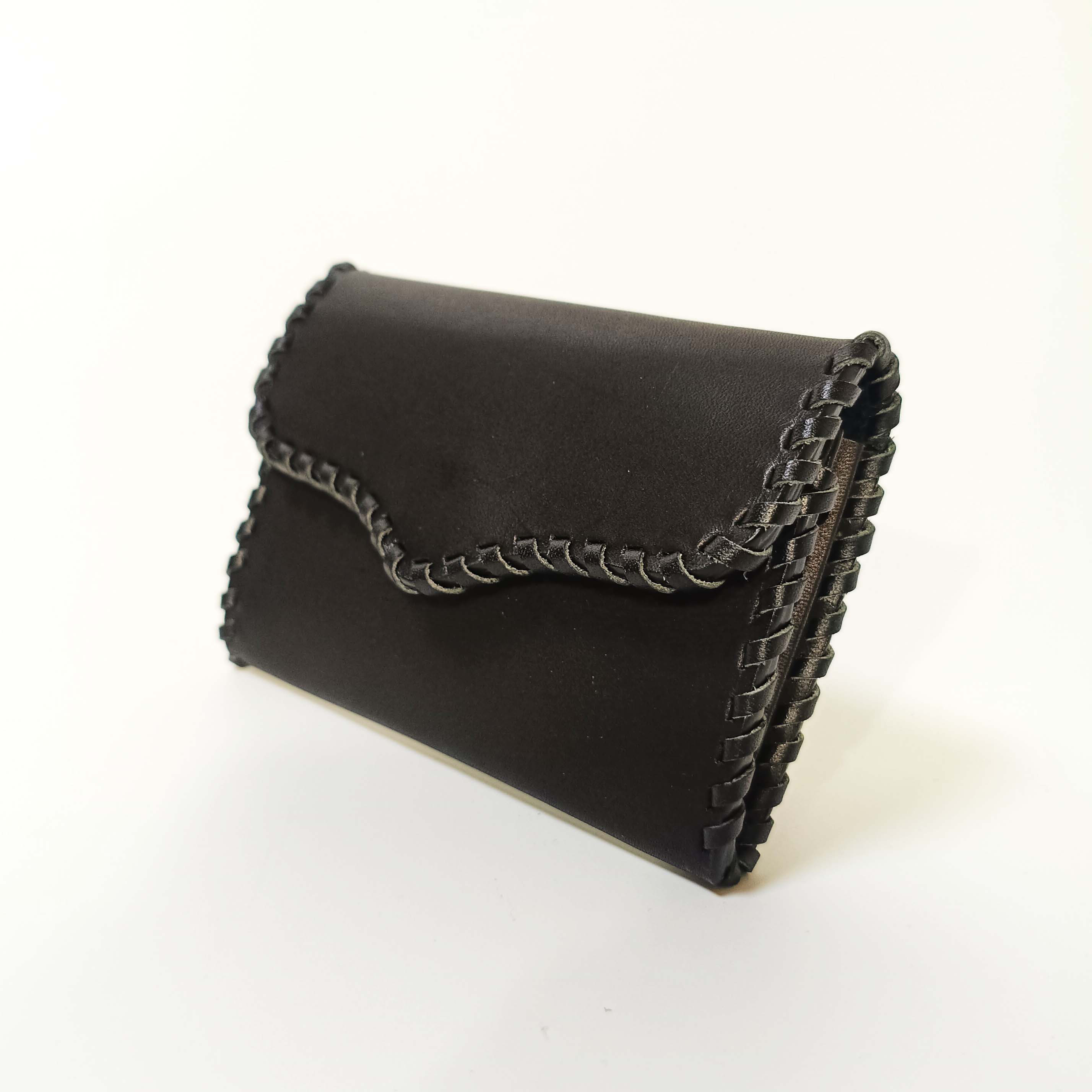 本革カードケース　名刺入れ/黒牛革スムースCurve