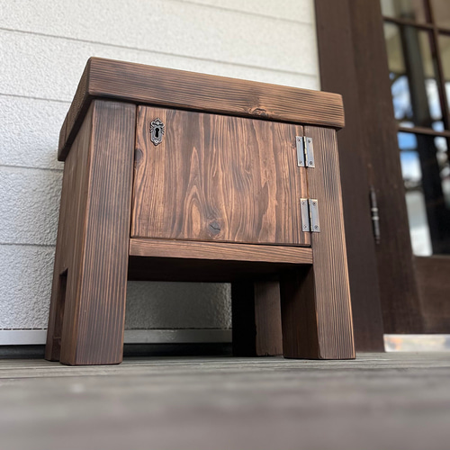 無垢材ミニベンチ兼宅配ボックス｜玄関収納・置き配・花台にも使える