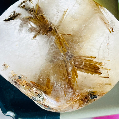 太陽ルチル✴︎ ゴールド ルチルクォーツ タンブル 原石 ヘマタイト