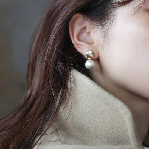 oval gold 1粒パール イヤリング | ピアス | アレルギー対応｜コットン