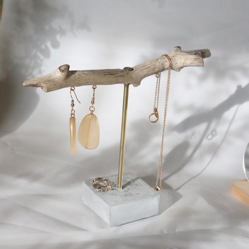 【IDEE】アクセサリースタンド IDEE - IDEE アクセサリースタンド A 北欧の通販 by りん's shop