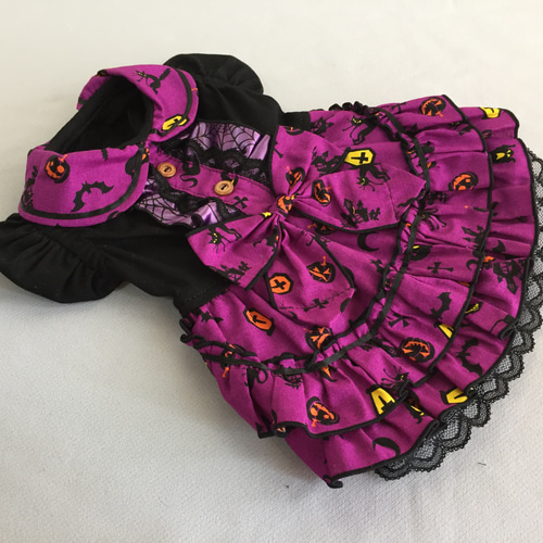 ◎犬服オーダー◎ハロウィン～シルエット柄フリルスカート◎姫