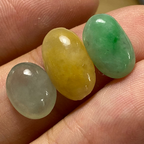 ミャンマー産天然 A貨 本翡翠 ルース 【公式通販】