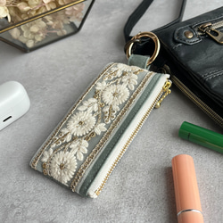 ハンドメイド＊ミニポーチ ポーチ ゆみ 通販 16459512｜Creema(クリーマ)