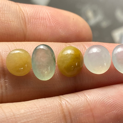 RS11-141 ミャンマー産 天然 A貨 本翡翠 ルース 硬玉 ジェダイト