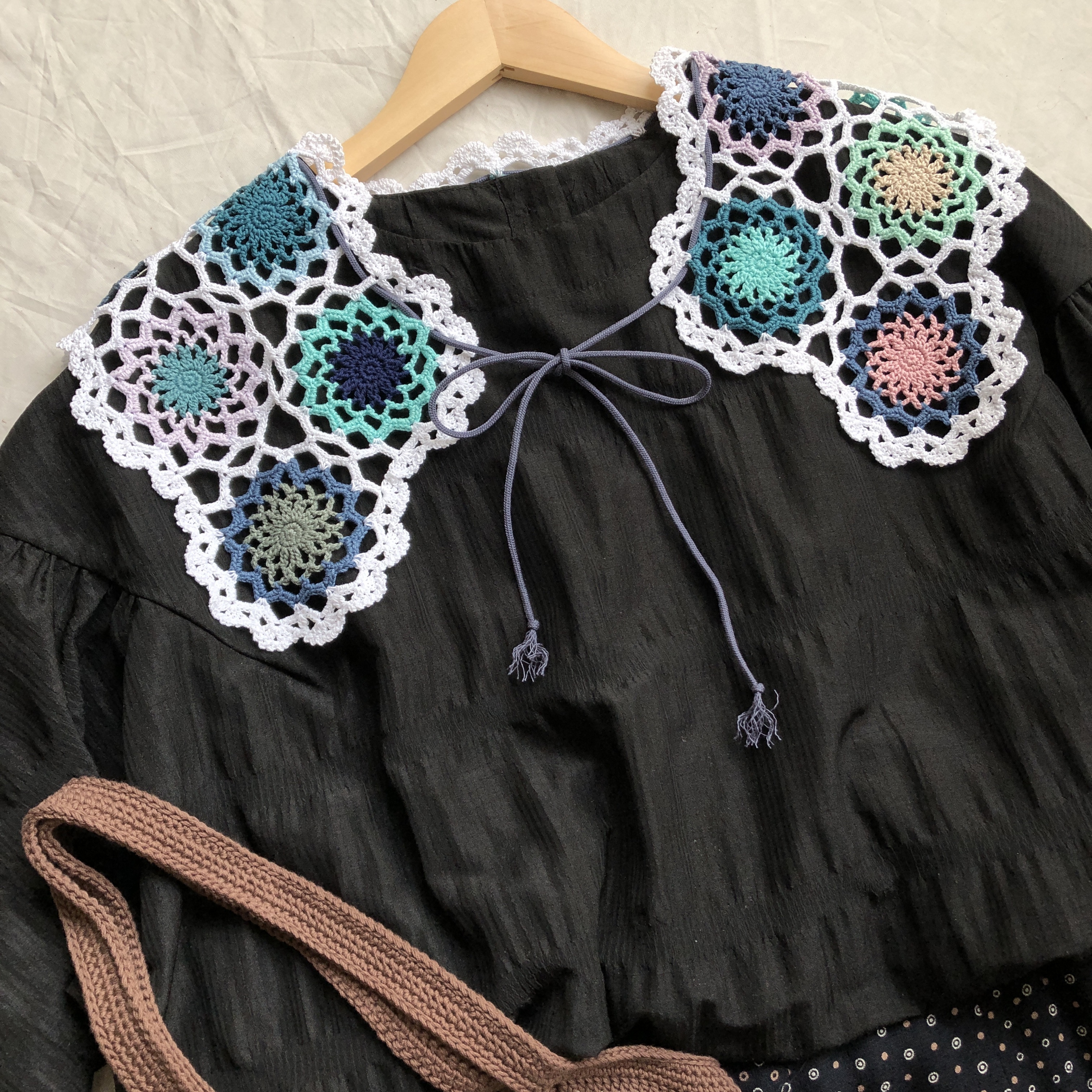 ☆1点限定・再販なし☆ カラフルポップなレース編み付け襟・A