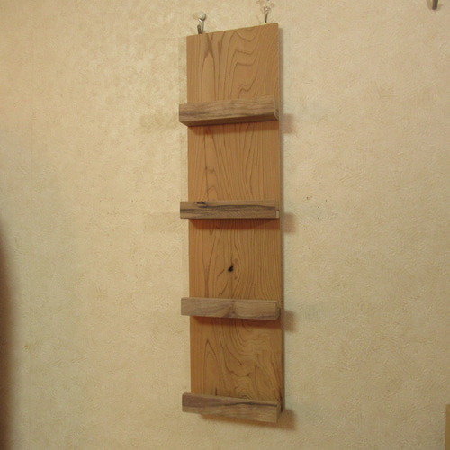 木製CDディスプレイラック（縦型 4段） 壁掛けラック・ウォール