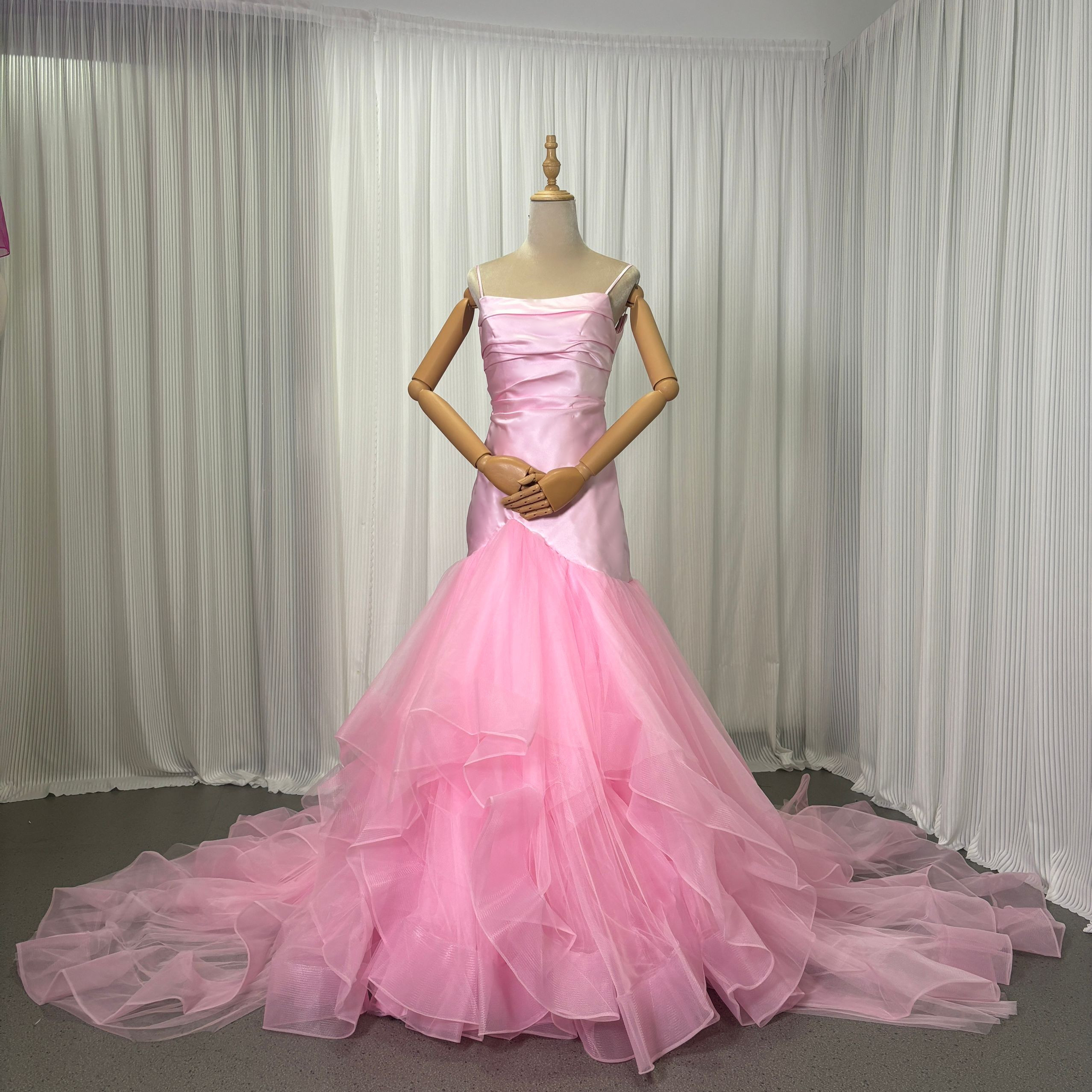 送料無料！カラードレス キャミソール ピンク マーメイドライン ラッフルフリル フリルドレス 花嫁