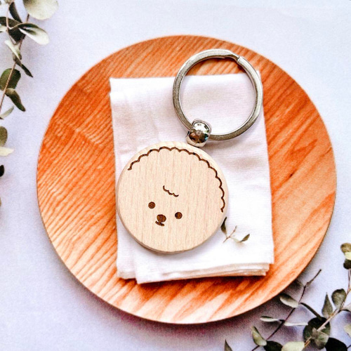 ビションフリーゼ 木製キーホルダー】裏面文字入れ無料｜名入れ｜犬