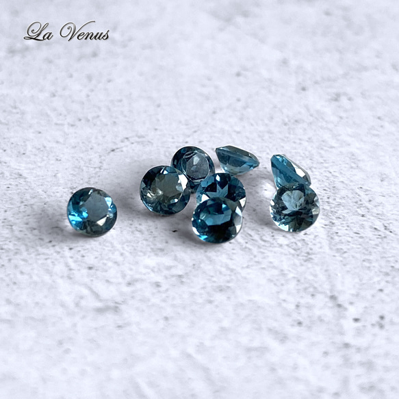 ✴︎つけっぱなしOK✴︎ 天然 ロンドンブルートパーズ 一粒ピアス 4mm 316 サージカルステンレス 両耳用 8枚目の画像