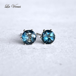 ✴︎つけっぱなしOK✴︎ 天然 ロンドンブルートパーズ 一粒ピアス 4mm 316 サージカルステンレス 両耳用 3枚目の画像