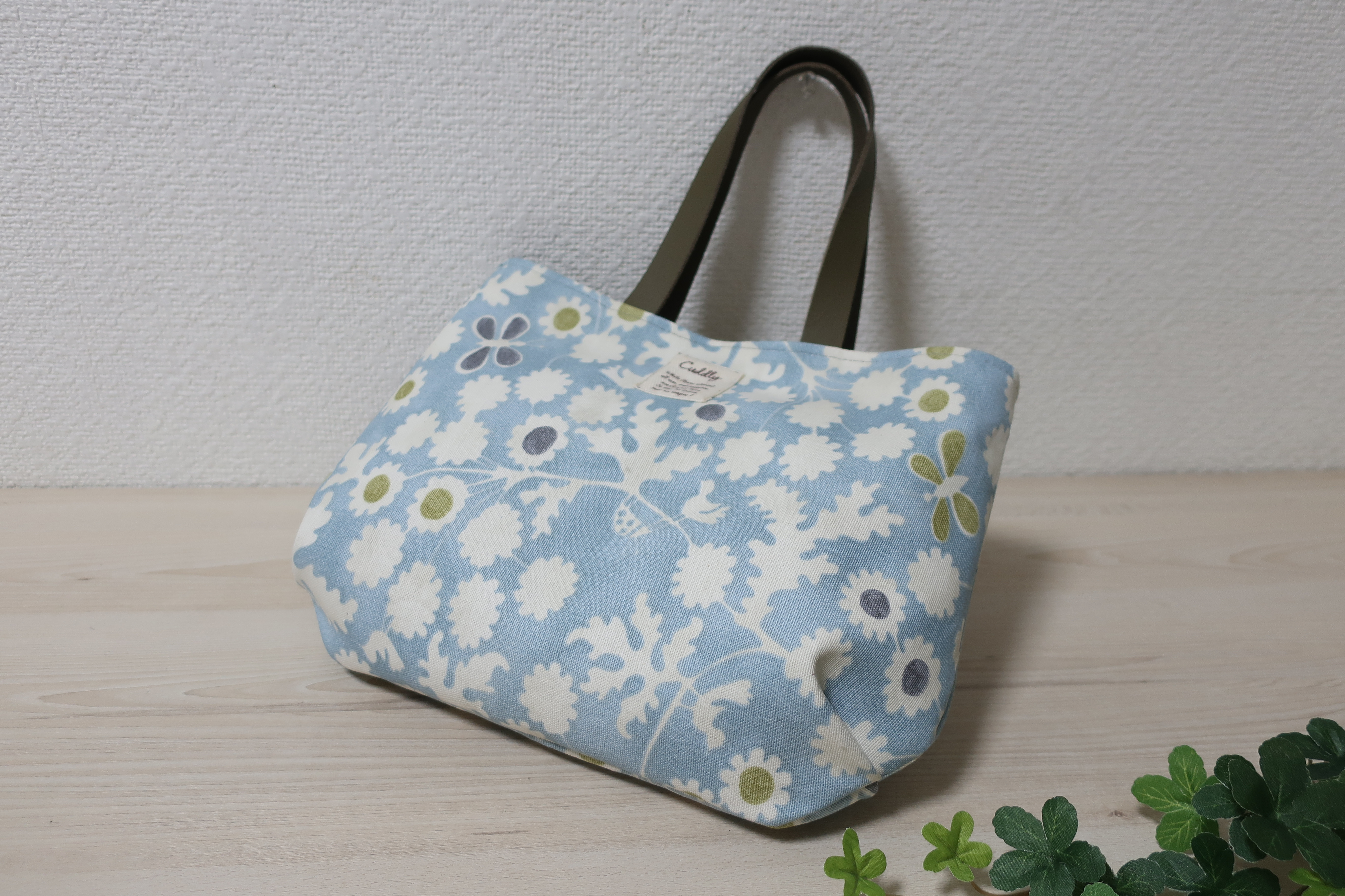 ふっくらイギリスコットンリネン柄Ｂトートバック