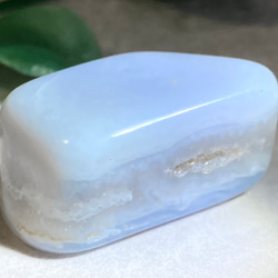 大サイズ✨　受験御守り✿*:・虹入り　フローライト　蛍石　ラフストーン　原石 大サイズ✨ 受験御守り✿*:・虹入り フローライト 蛍石 ラフ