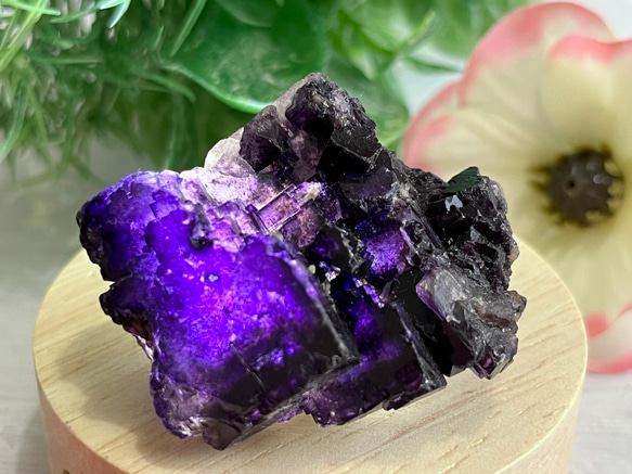 幾何学結晶✳︎ パープル フローライト 蛍石 ラフストーン 原石
