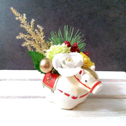 お正月 2026年 干支 フラワーアレンジ 椿 馬 午 午年 うま 正月飾り