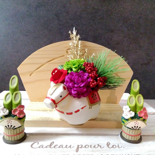 お正月 2026年 干支 フラワーアレンジ 椿 馬 午 午年 うま 正月飾り