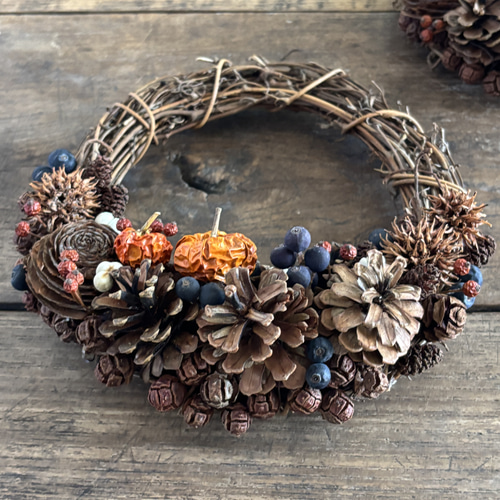 秋冬インテリアに♪ 木の実のドライフラワーナチュラルリース｜Lサイズ