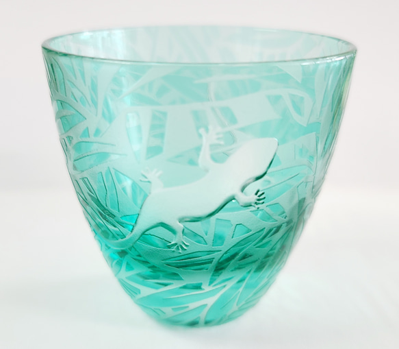 隠れヤモリ（白） 1枚目の画像