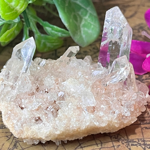 ヒマラヤ マニカラン産 ピンク水晶 原石 クラスター クリスタル