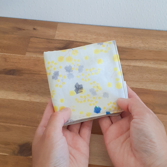 ハンカチ【 ミモザ standard 】ギフト 贈り物 プレゼント 手土産 誕生日 プチギフト 敬老 秋冬新作2025 3枚目の画像