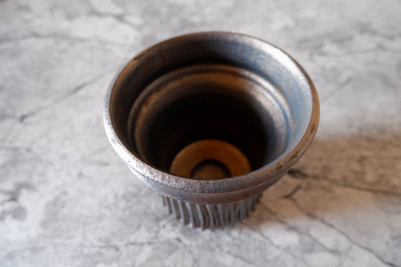 4号燻し金彩鎬鉢197　塊根植物　多肉植物　アガベ　盆栽　植木鉢　作家鉢　鉢皿　沖縄 4枚目の画像