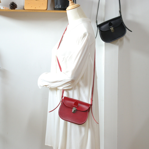 ミニショルダーバッグ レザーバッグ 肩掛け 斜め掛け レディース