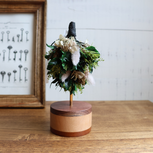 tsui-つい 小さなスワッグツリー緑*プリザーブドフラワー*差し替え可能