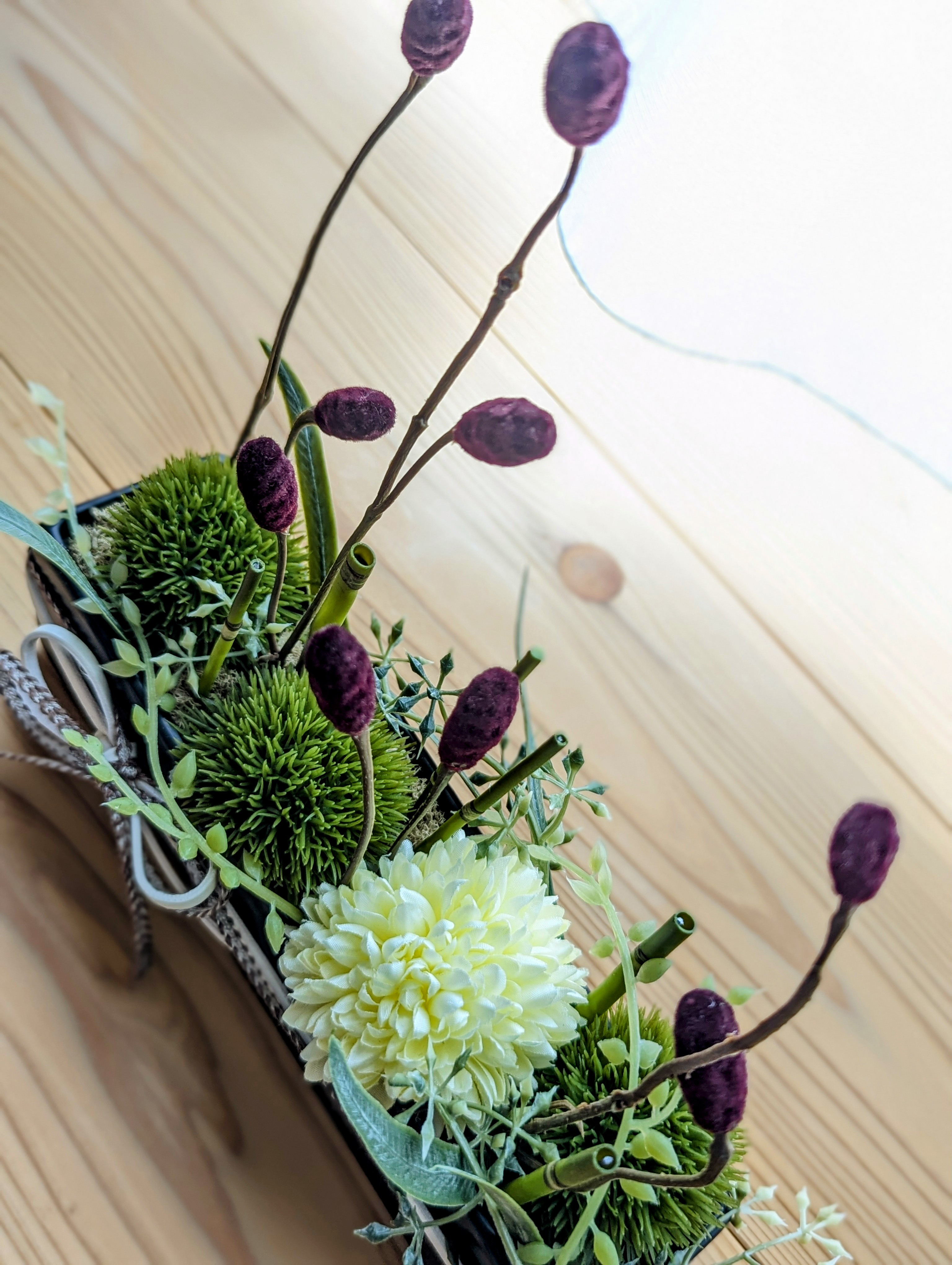 マットブラック ❦ 和のグリーンアレンジメント〜ワレモコウとグリーントリュフとピンポンマム パラレル アーティフィシャル