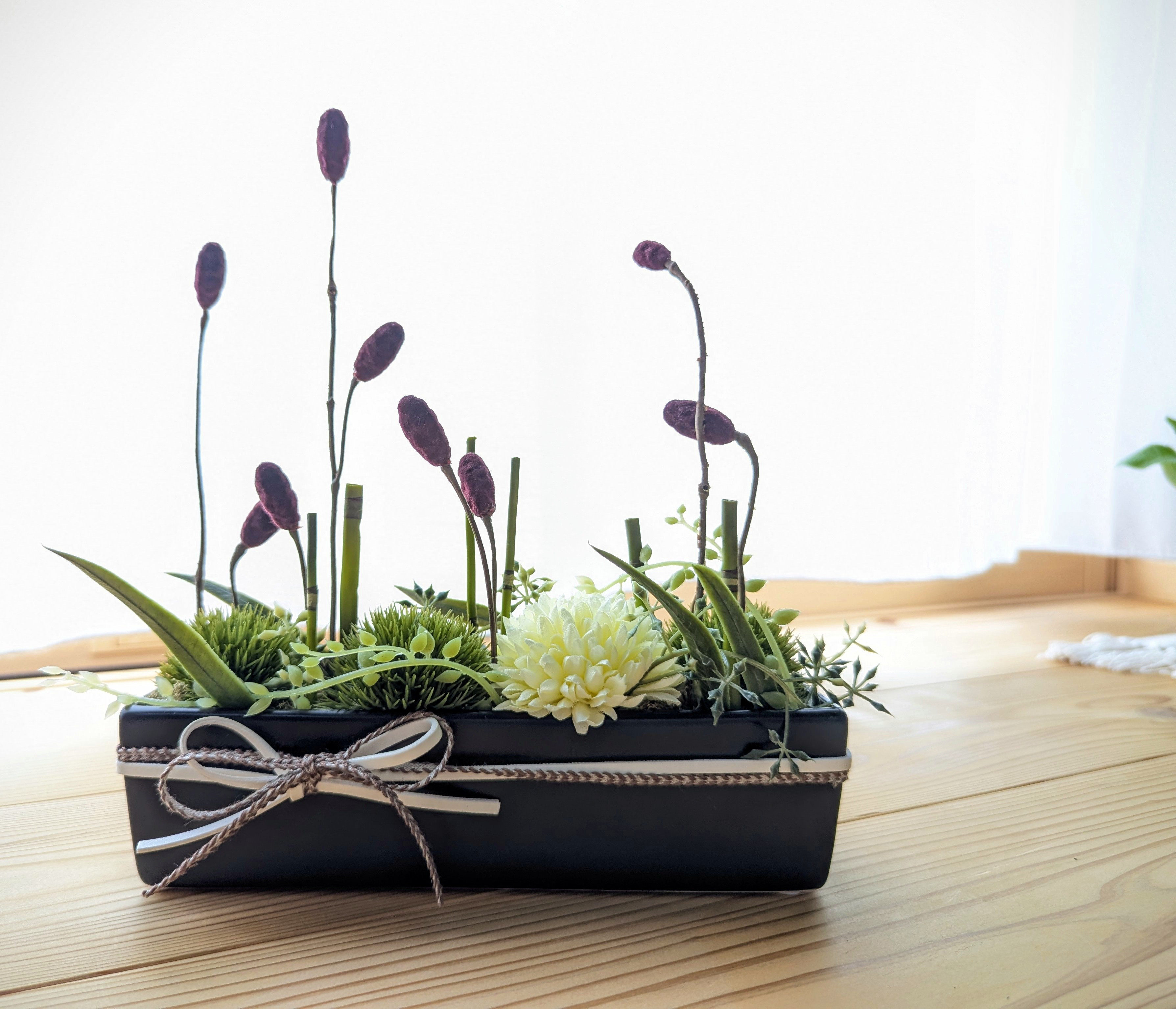 マットブラック ❦ 和のグリーンアレンジメント〜ワレモコウとグリーントリュフとピンポンマム パラレル アーティフィシャル