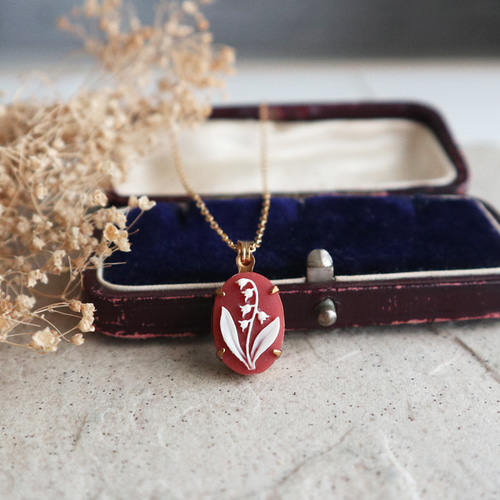 アンティークすずらんルビーペンダントネックレスネックレス