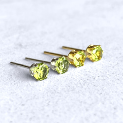 ✴︎つけっぱなしOK✴︎ 天然 大粒6mm ゴールドルチルクォーツ ピアス