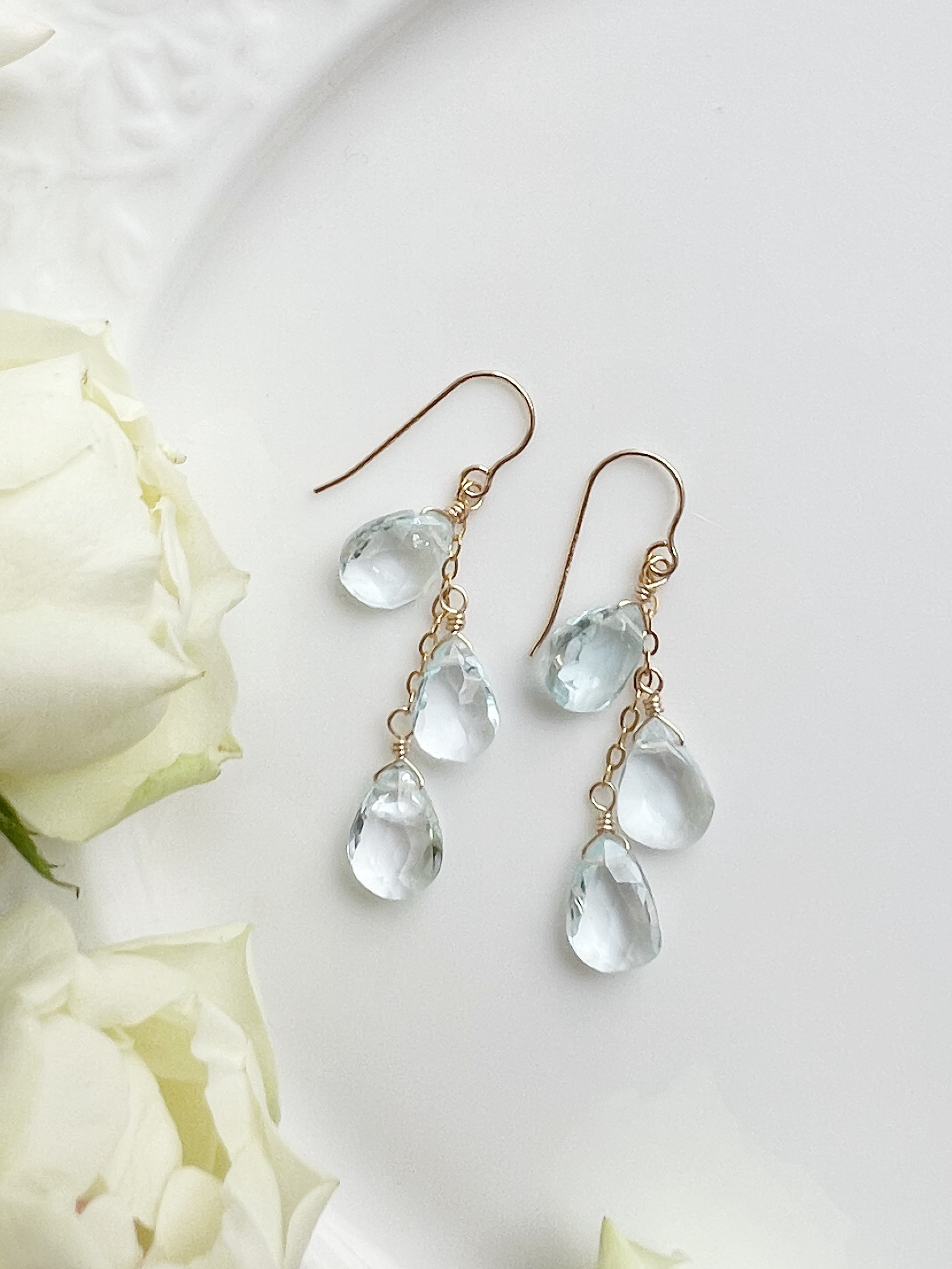 14KGF ブルートパーズ ペアシェイプカット ピアス Trio